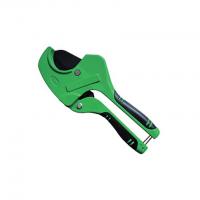 Ножницы зеленые для пластиковых труб со съёмным лезвием 20-42 мм VIEIR